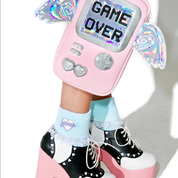 Share if your closet is alternative - Picture 4 of 4